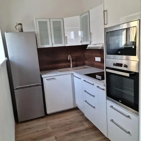 Rekreacni Domek V Ceskem Krasu Casa vacanze Tetín